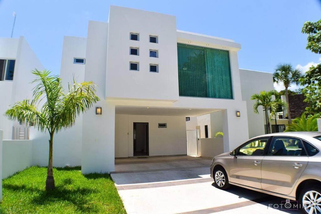 Casa Cielo Family House * Playa del Carmen